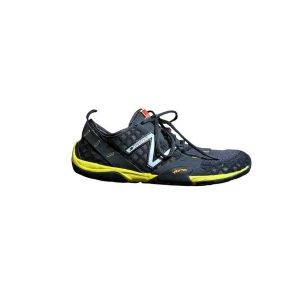 New Balance MINIMUS Mens Size 8 Black/Yellow MT10GY Trail Hiking Shoes Sneakers
